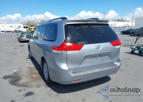 2011 Toyota Sienna Le V6 from USA, damaged, VIN 5TDKK3DC6BS175975